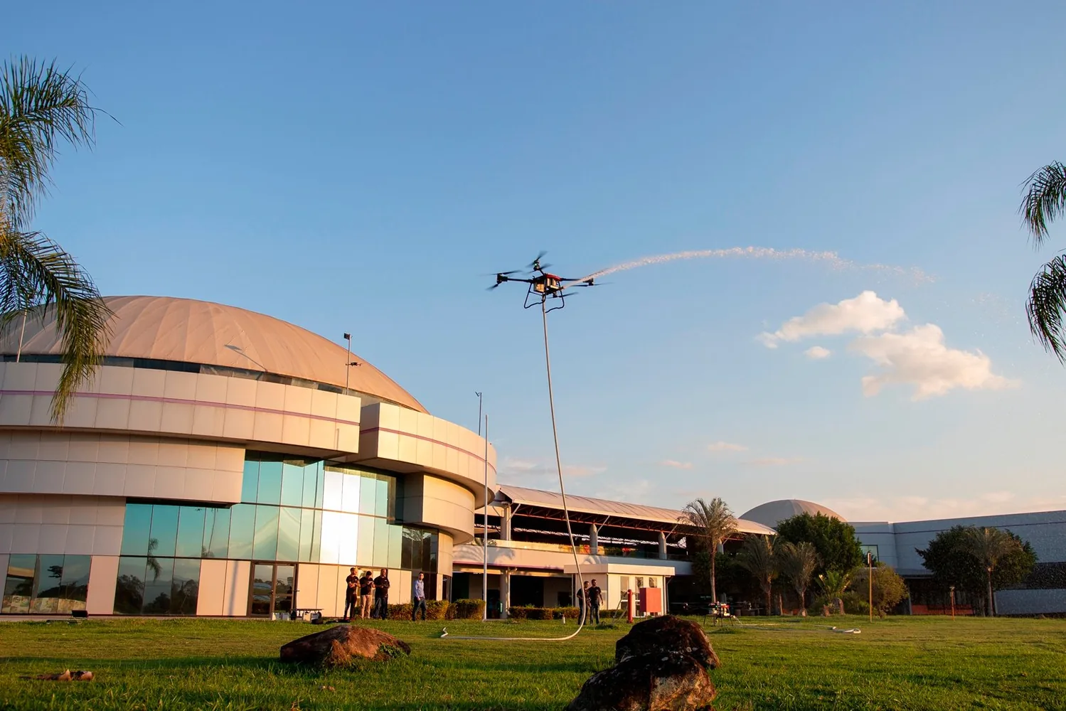 UAVI100 Bombeiro em operação externa